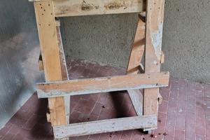 Cavalletto in legno supporto motore nautico