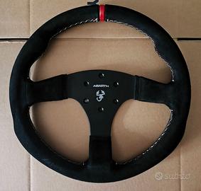 Volante sportivo personalizzato Abarth