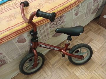 Bicicletta senza pedali Chicco rossa bambini