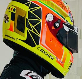 Casco arai aerografato
