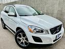 volvo-xc60-d5-awd-geartronic-summum-tetto-panorami