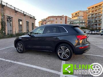 AUDI Q5 3.0 TDI quattro tiptronic Sport