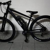 MOUNTAIN BIKE ELETTRICA NUOVA