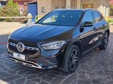 MERCEDES-BENZ GLA 200 d Automatic Premium unico