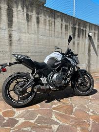 Moto kawasaki Z650