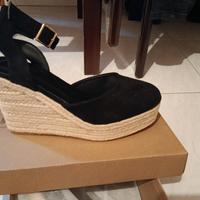 Espadrillas nere con zeppa 