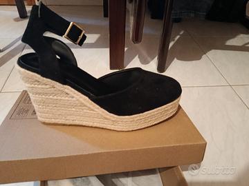 Espadrillas nere con zeppa 