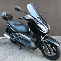 Yamaha X-Max 250