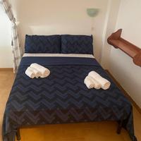 Loft monolocale a Isca Marina con giardino