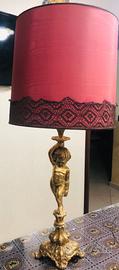 Lampada classica da appoggio