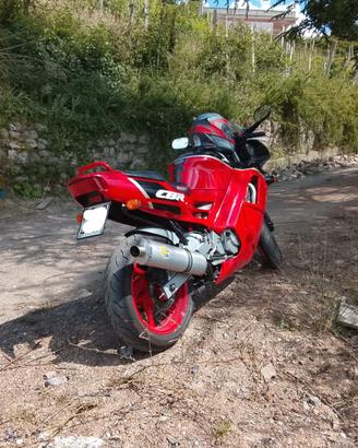 Honda cbr