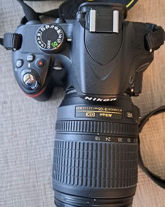 NIKON D 3200