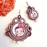 orecchini soutache asimmetrici betty boop
