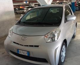 TOYOTA iQ - 2013