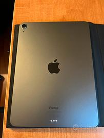 iPad Air M1 (5ª Gen) - 64GB - Come nuovo