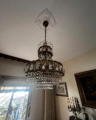 Lampadario con cristalli prismati