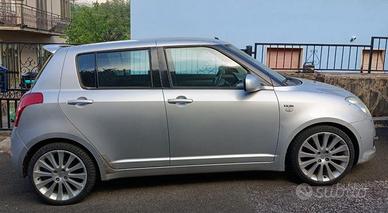 Suzuki Swift 2010