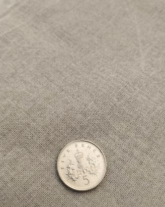 dove 5 pence regno unito Elizabeth ll del 2000