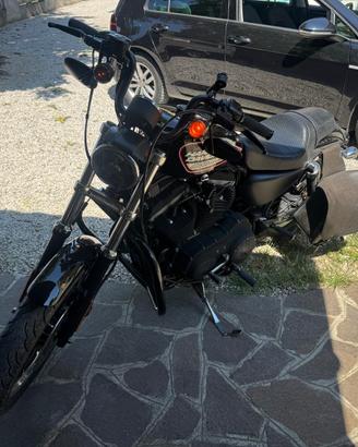 Harley davidson 883r