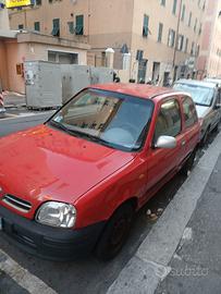 auto Nissan micra
