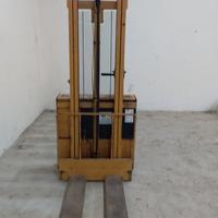 Allestimento deposito e altro