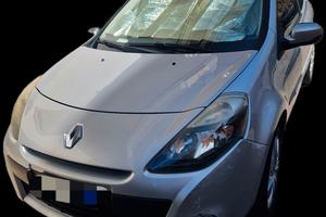 Renault Clio III 1.2 16V 75CV 3 Porte Luxe