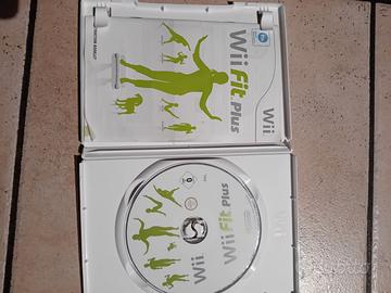 nintwndo wii fit plus