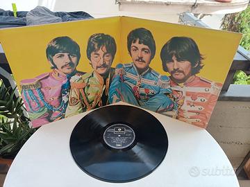 The Beatles SGT. Pepper's Lonely Heart's  band