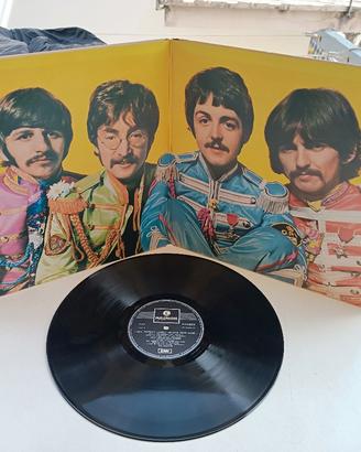 The Beatles SGT. Pepper's Lonely Heart's  band