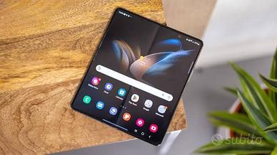 Samsung Galaxy Z Fold 4 [12 GB + 128 GB]come nuovo