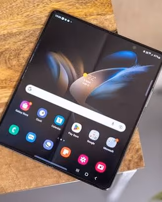Samsung Galaxy Z Fold 4 [12 GB + 128 GB]come nuovo