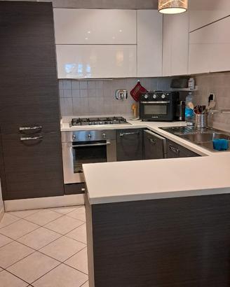 Cucina con penisola
