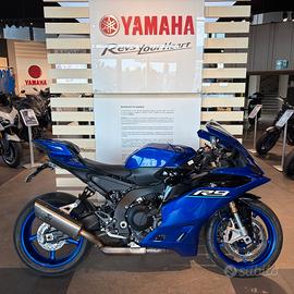 YAMAHA YZF R9 (2026)