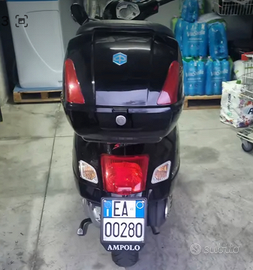 Vespa Gts 300
