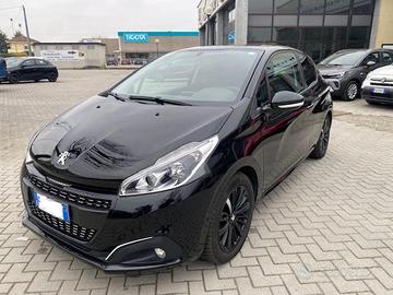PEUGEOT 208 82 3p Black Line Apple car play Occa