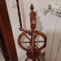 Filatoio a pedale in legno