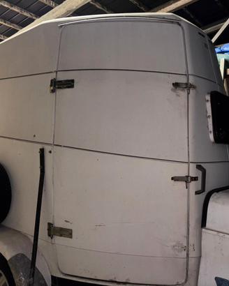 trailer trasporto cavalli 