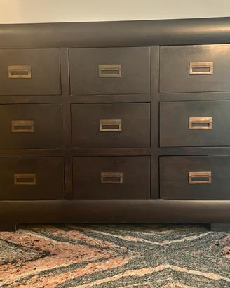 Mobile puro legno di wenge’