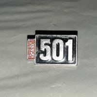 spilla levi's 501