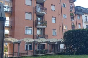 Ampio monolocale arredato