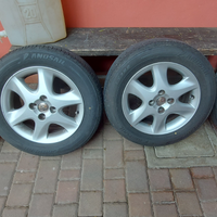 Cerchi con gomme