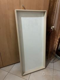 Lettino +materasso usato ben tenuto. Beige