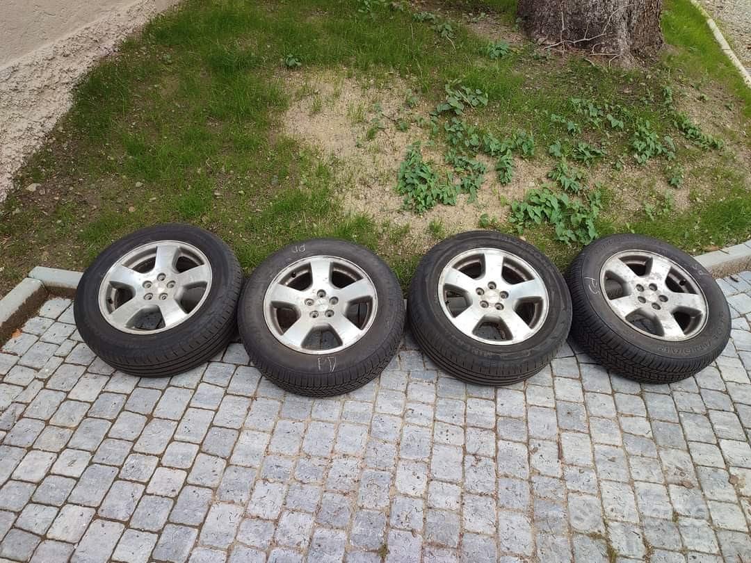 Copertura In Silicone Per Pannello Cambio Subaru Forester SL 2025/2026 – Protezione Graffi E Portaoggetti Laterali