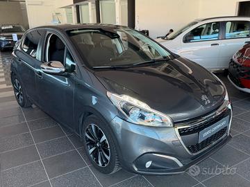 Peugeot 208 BlueHDi 100 5 porte GT Line