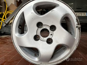 Cerchi originali in lega Peugeot/Citroen retrò