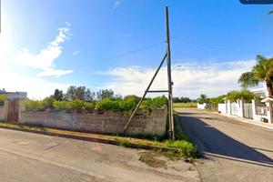 Suolo edificabile a 85 euro il mq a Carosino