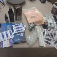  kit completo  tatuaggi macchinetta  pari al nuovo