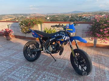 Motard 50 derbi senda