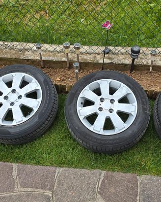 Cerchi con gome 175/65R15 
