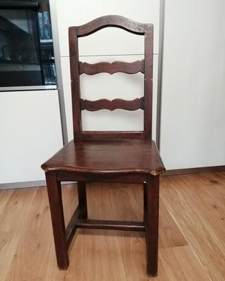 4 sedie legno massiccio 